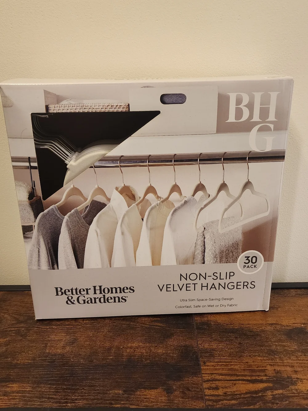 Better Homes And Gardens Velvet Non-Slip Hangers in White and Black - 30 Pack